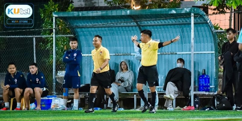 Top Huấn Luyện Viên Bóng Đá - Tìm Hiểu Chi Tiết Cùng Kubet11 Vai trò của huấn luyện viên đối với đội tuyển